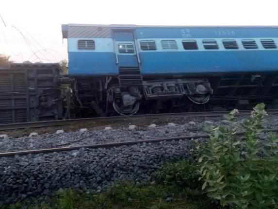Kanyakumari-Bangalore express train derails in Tamil Nadu